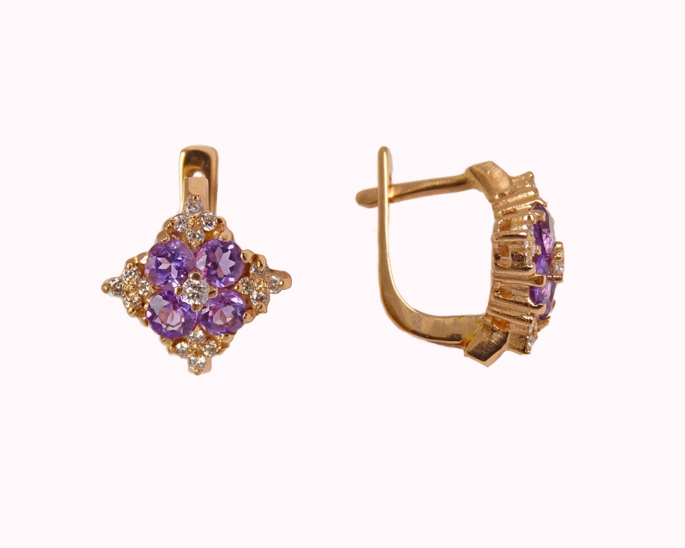 Gold earrings