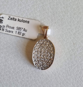 Zelta kulons ar fianītu
