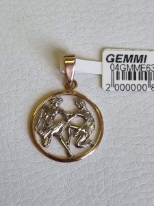 Gold pendant