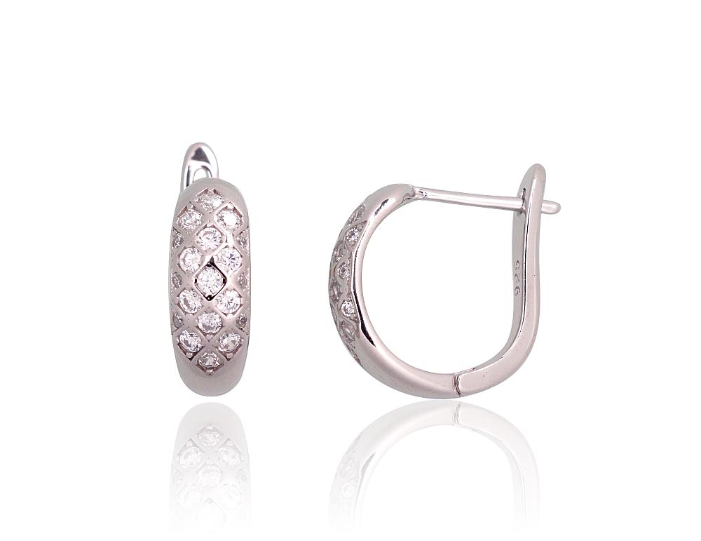 Silver earrings with 'english' lock Silver earrings with 'english' lock