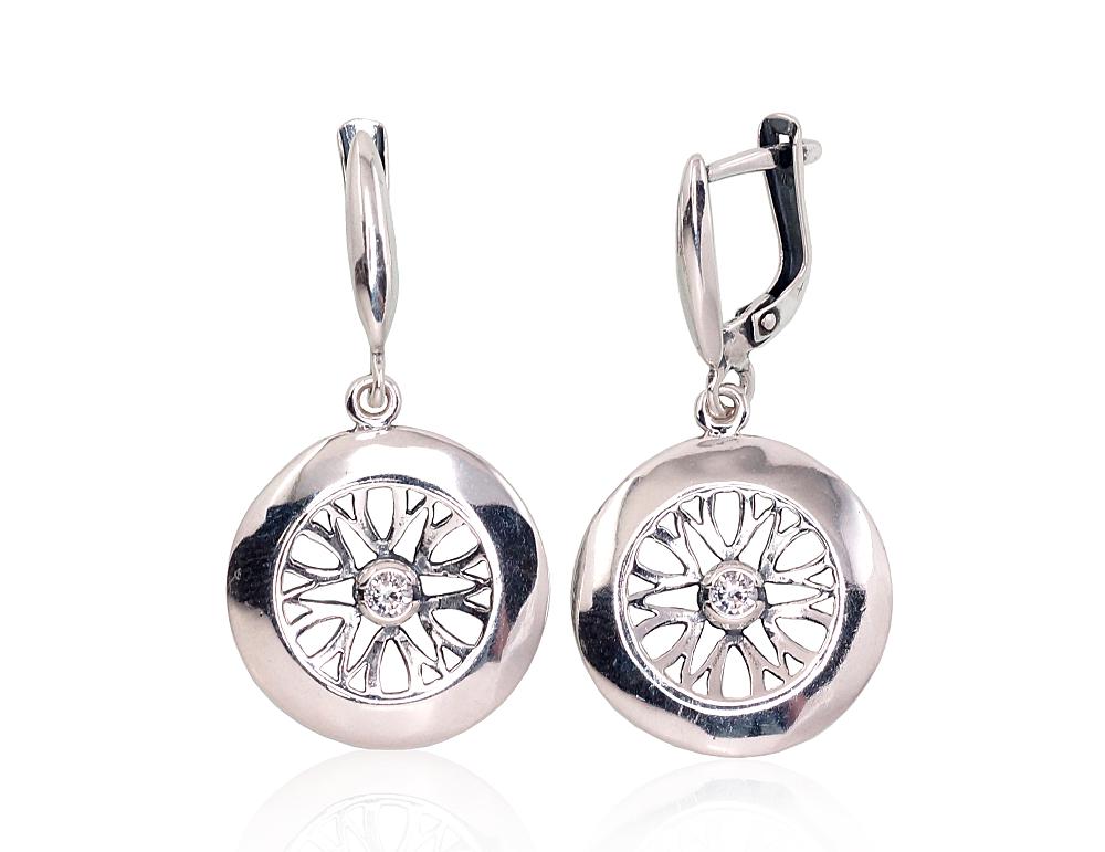 Silver earrings with 'english' lock
