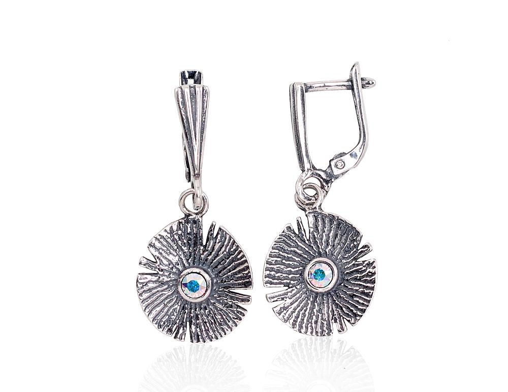 Silver earrings with 'english' lock