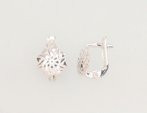 Silver earrings with 'english' lock