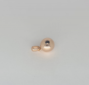 Gold pendant