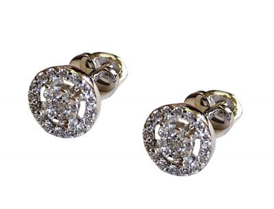 Gold earing